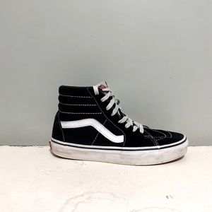 Black Hightop Vans !!